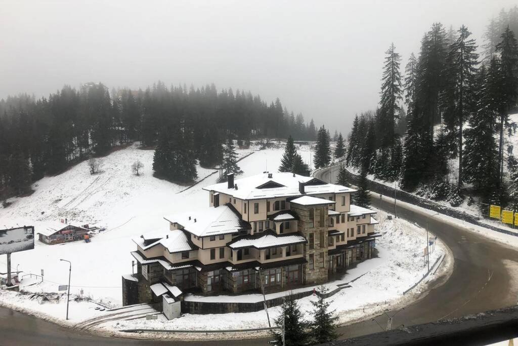 Апартамент Пампорово Палас - Pamporovo Palace ภายนอก รูปภาพ